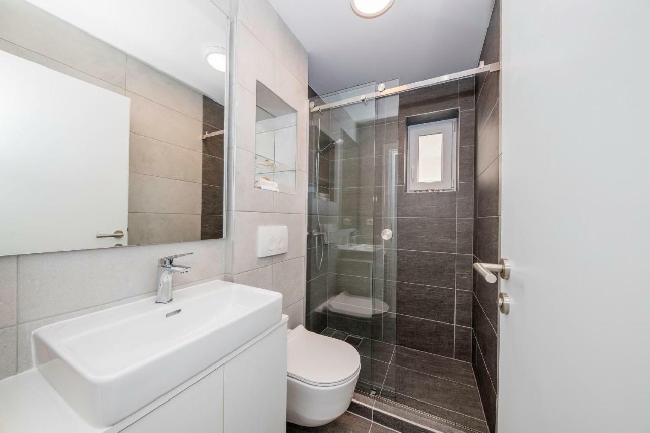 Guest House Mazuth II Banjol Екстер'єр фото