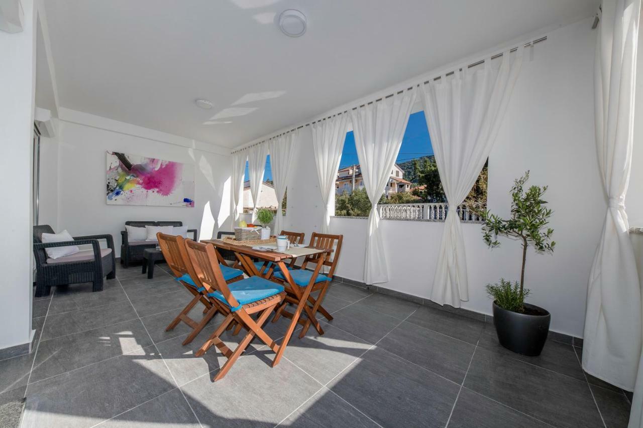Guest House Mazuth II Banjol Екстер'єр фото