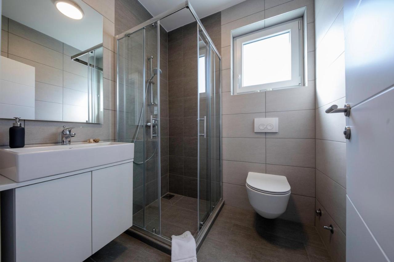 Guest House Mazuth II Banjol Екстер'єр фото